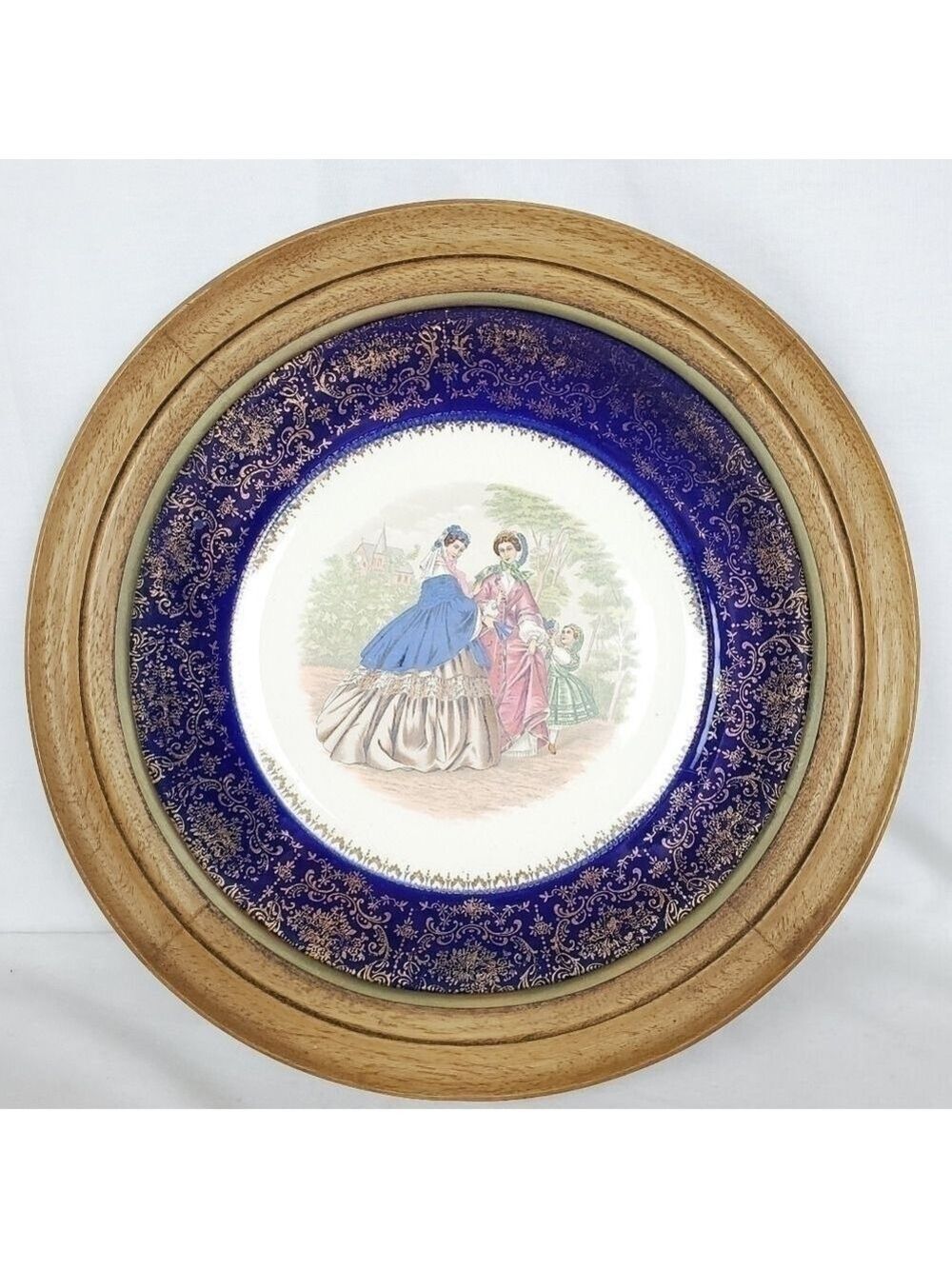 VTG 20th Century Salem co plate 23 karat gold detailing Victorian